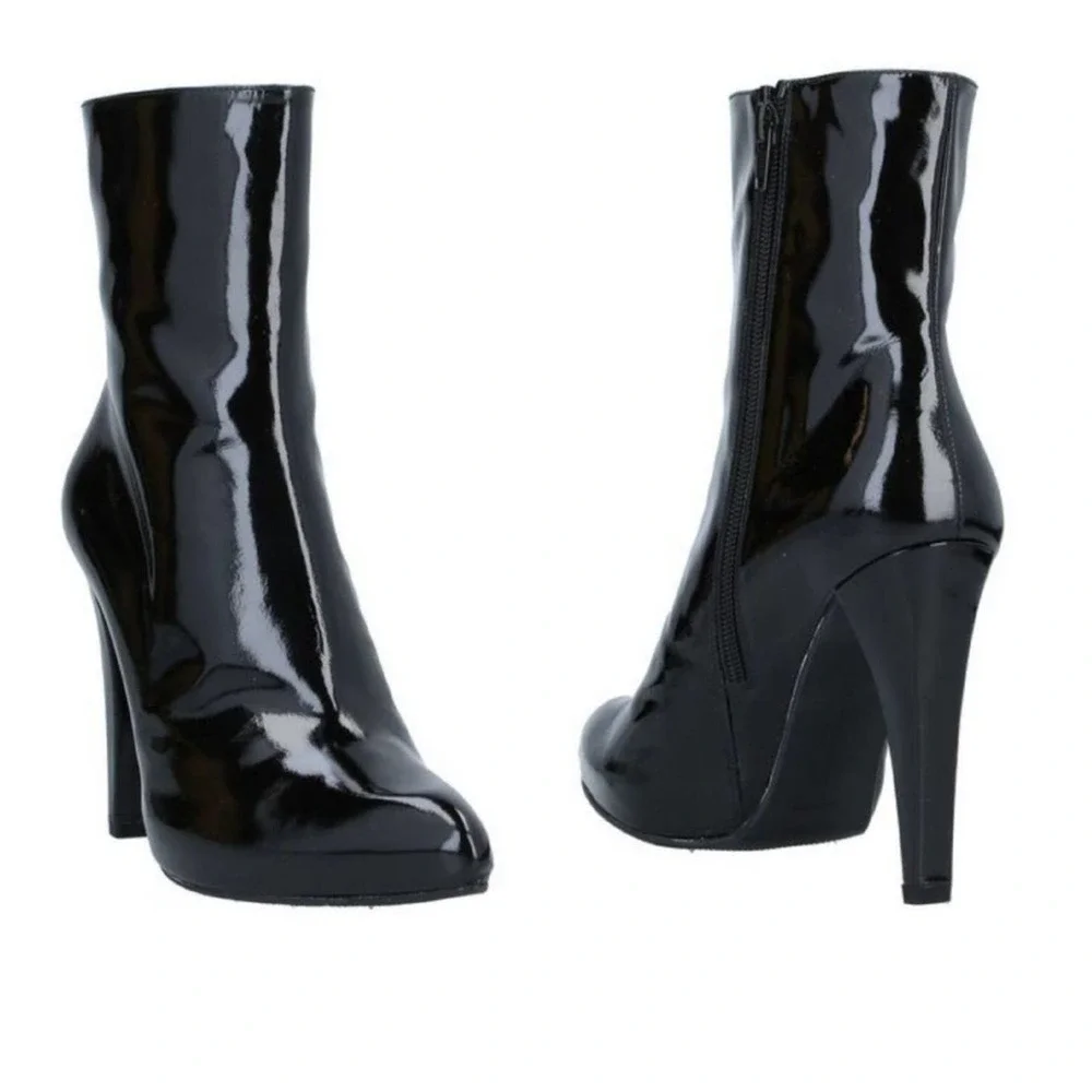 Stuart Weitzman Patent Leather Black Ankle Boots Size 40 - Picture 2 of 11